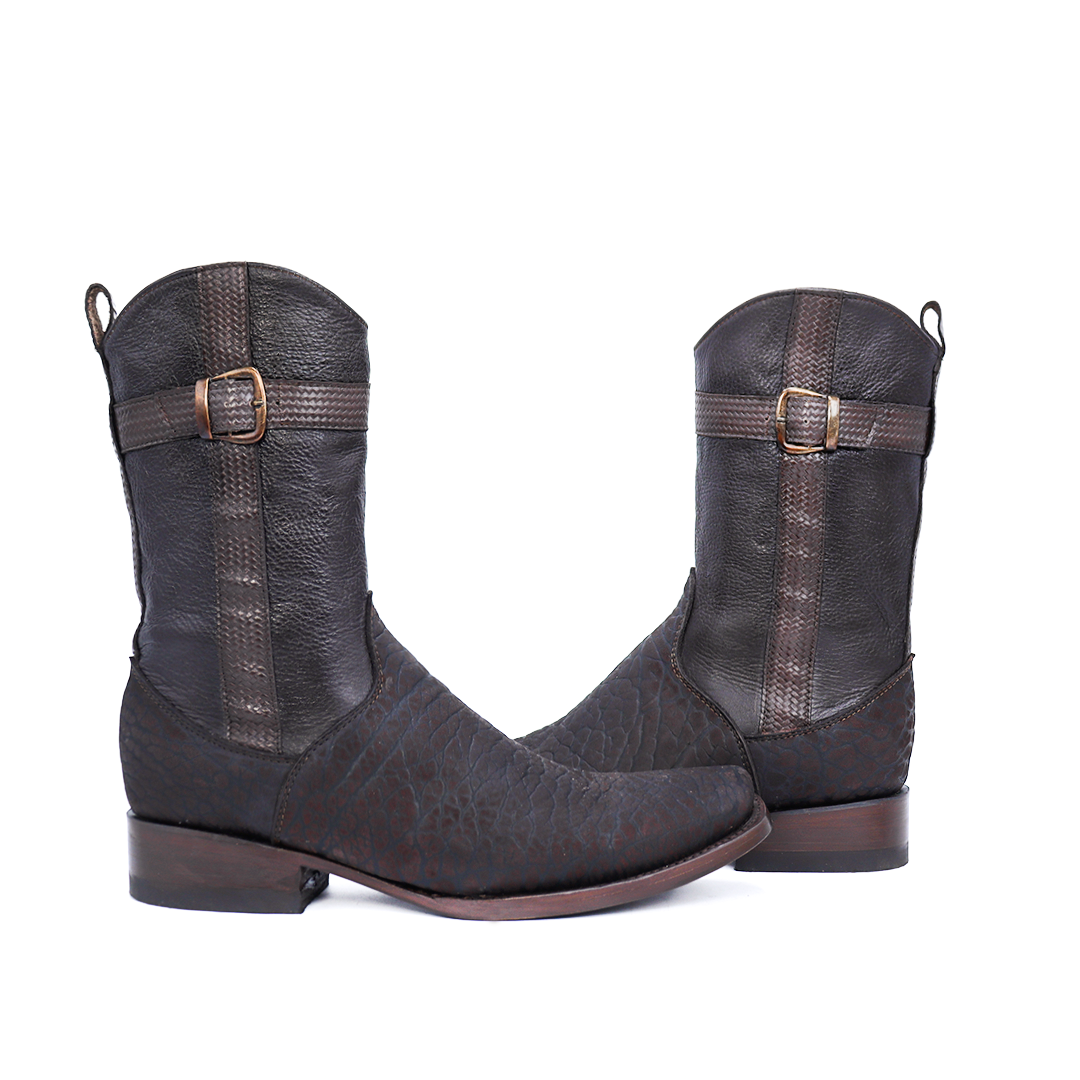 Bota vaquera en piel original de cuello de toro modelo fenix.