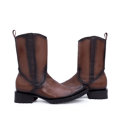 Bota vaquera en piel original de venado suela tractor modelo llanero