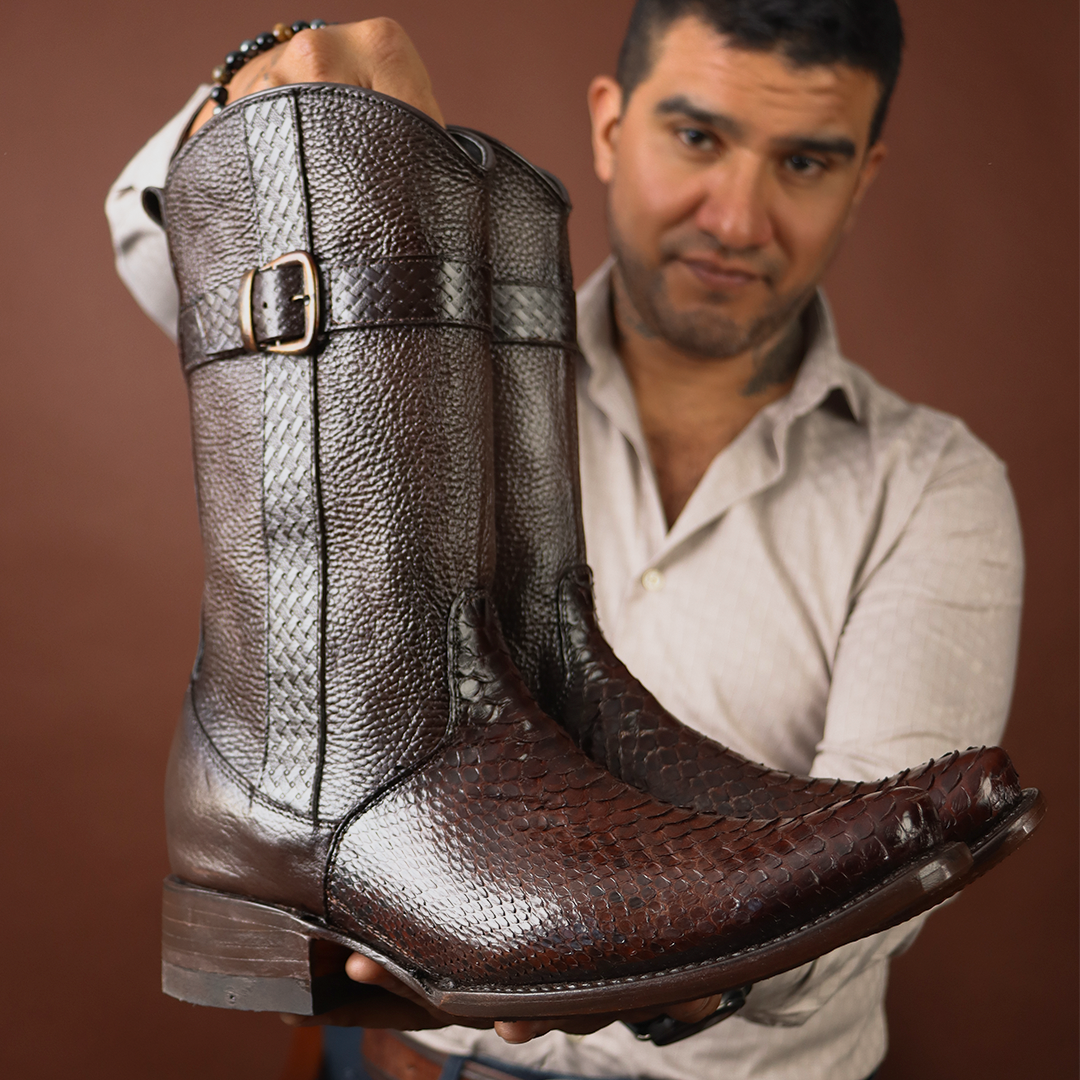 Bota vaquera en piel original de pitón modelo Centaurus